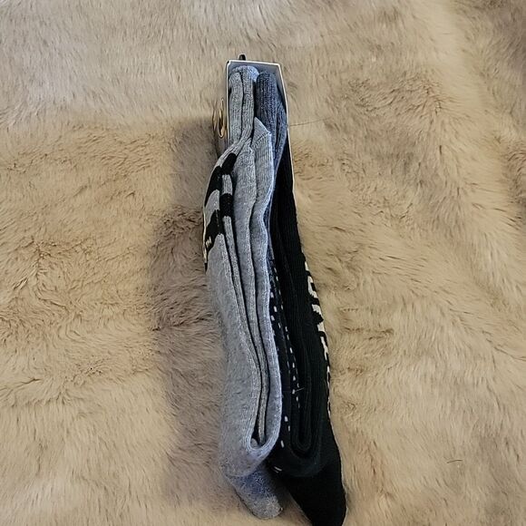 DC COMICS BATMAN SOCKS, 2 PAIRS - NEW! - Picture 4 of 7